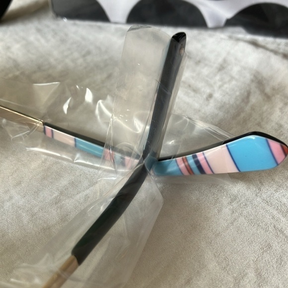 Kate Spade: Maryam Gold Tone Wire Frame sunglasses- Gray Gradient main image 11